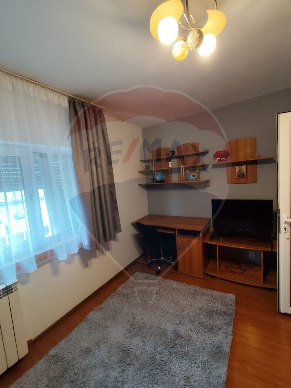 DE VANZARE Apartament cu 2 camere în zona Crihala