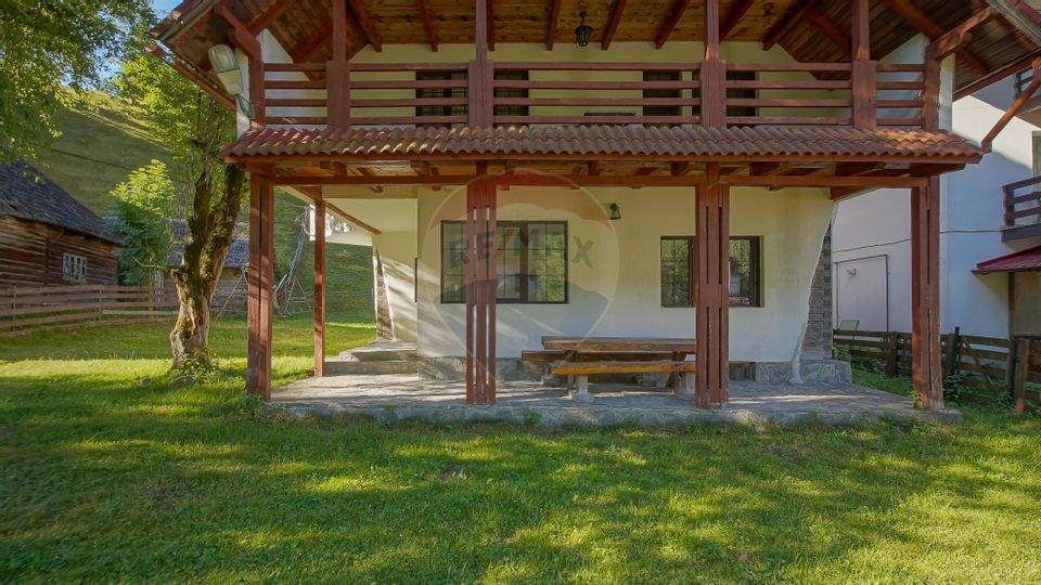 Casă / Vilă cu 6 camere, in inima naturii, comision zero pt cumparator