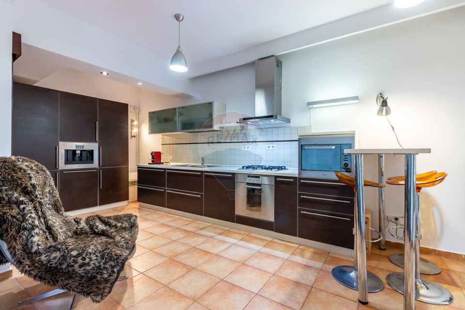 Sale | apartment | 4 bedrooms | 163 sqm | Dorobanti | parking