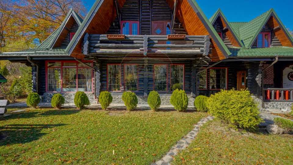 8 room House / Villa for sale