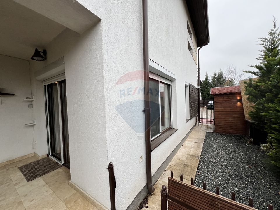 4 room House / Villa for sale