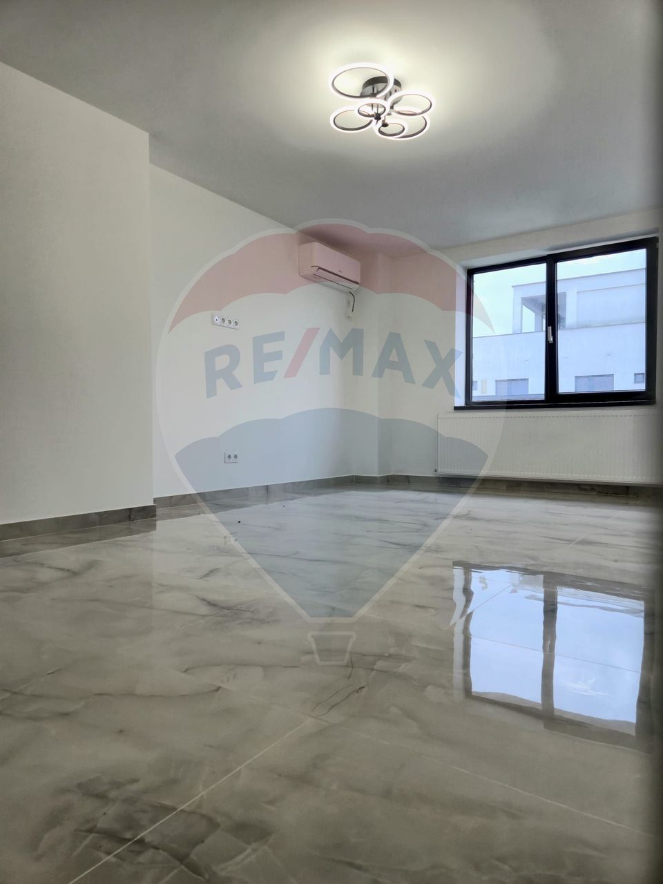 4 room Apartment for sale, Ultracentral area