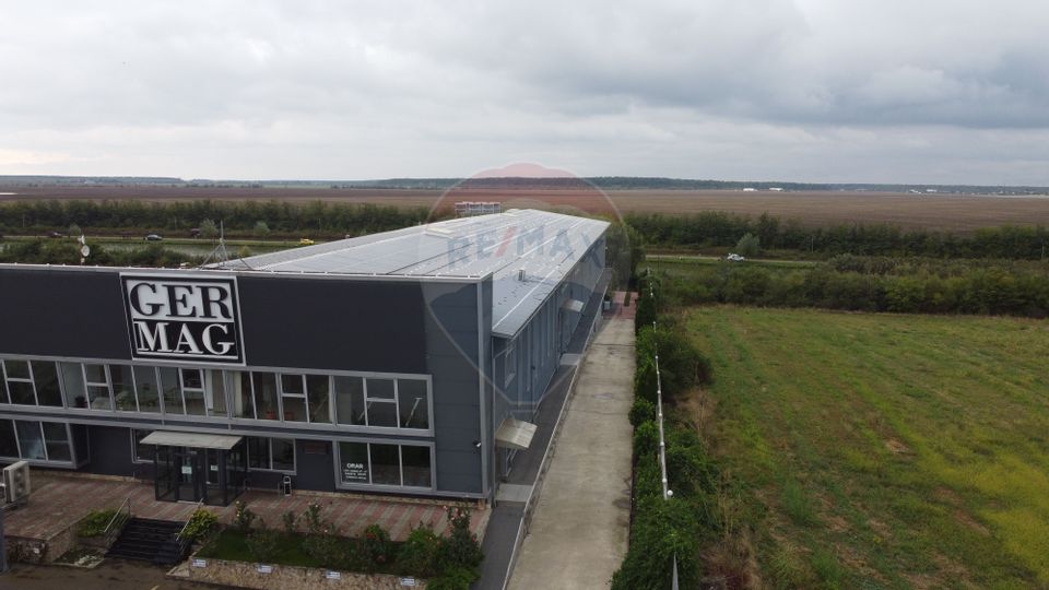 Industrial space, hall, logistics warehouse, showroom premium offices