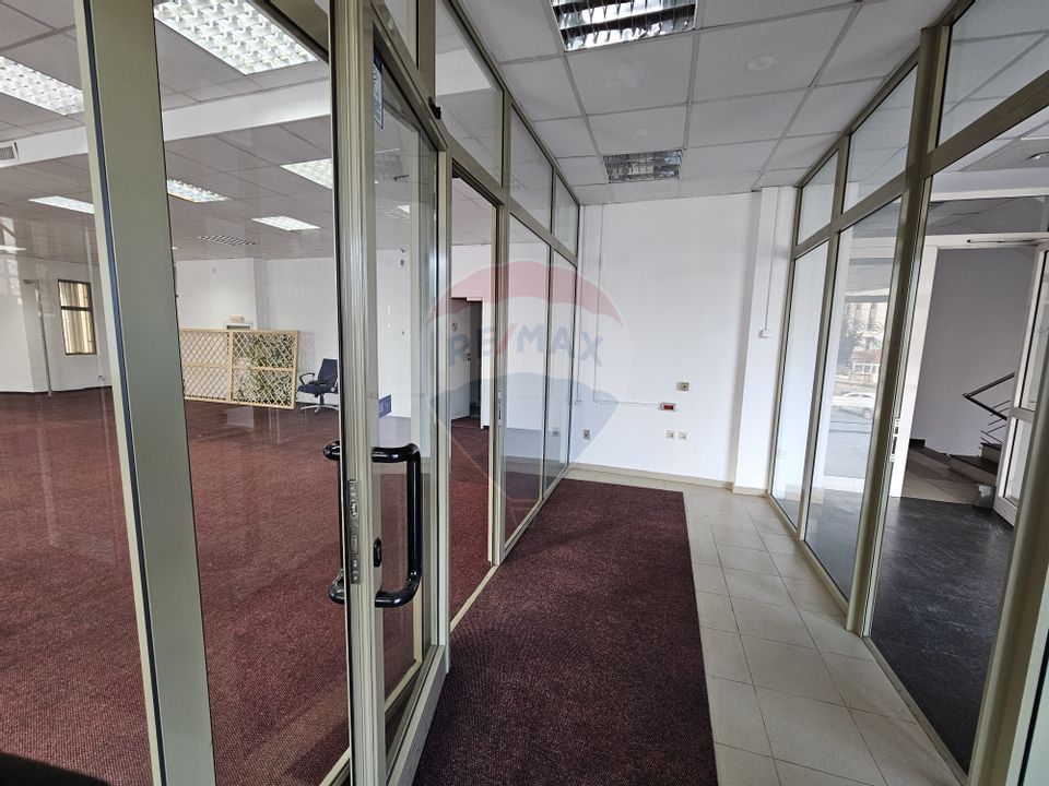 2,600sq.m Office Space for sale, Central area