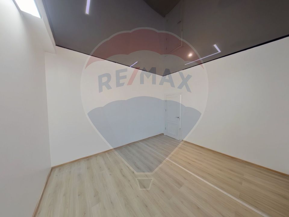 145sq.m Office Space for rent