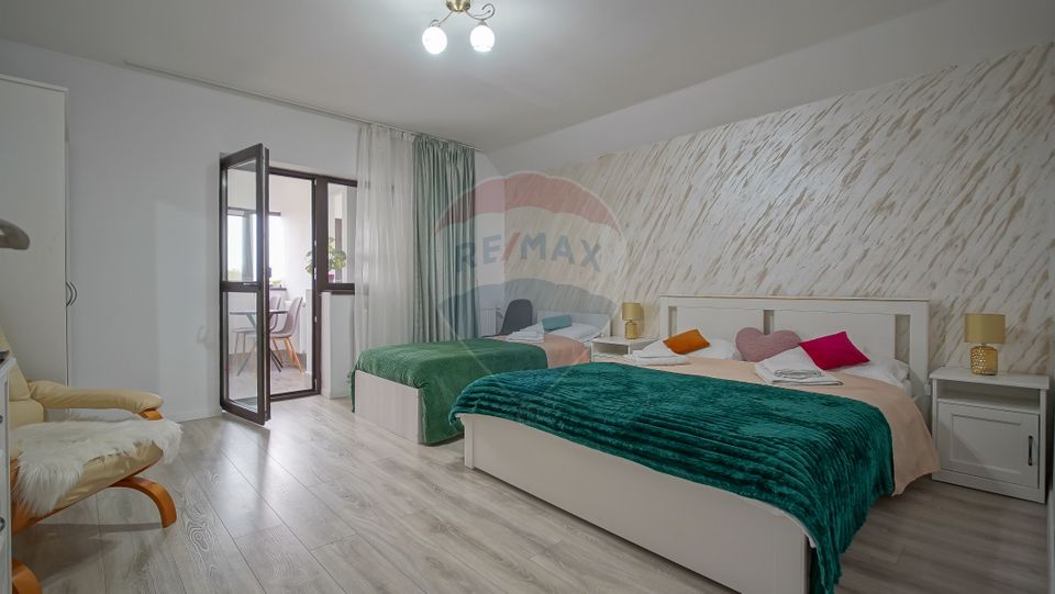 Vila cu 9 dormitoare şi 7 băi în Stupini, Brașov