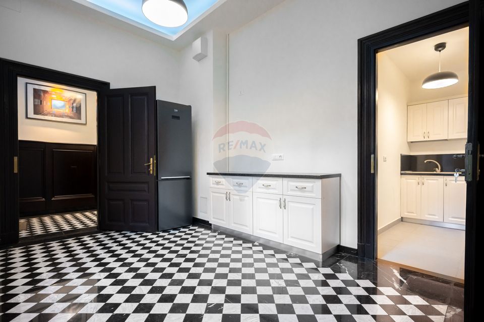 130 sqm Historic Property – Ideal for Living or Office