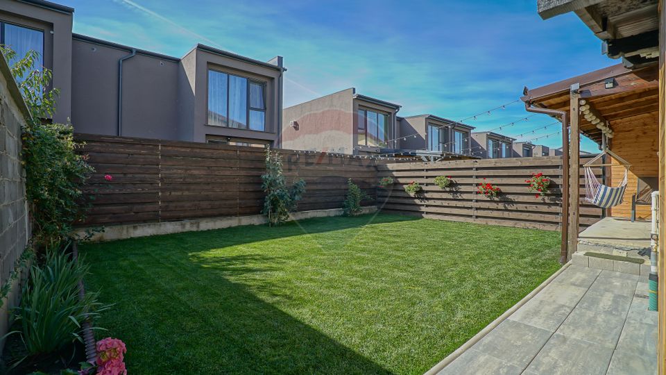 4 room House / Villa for sale