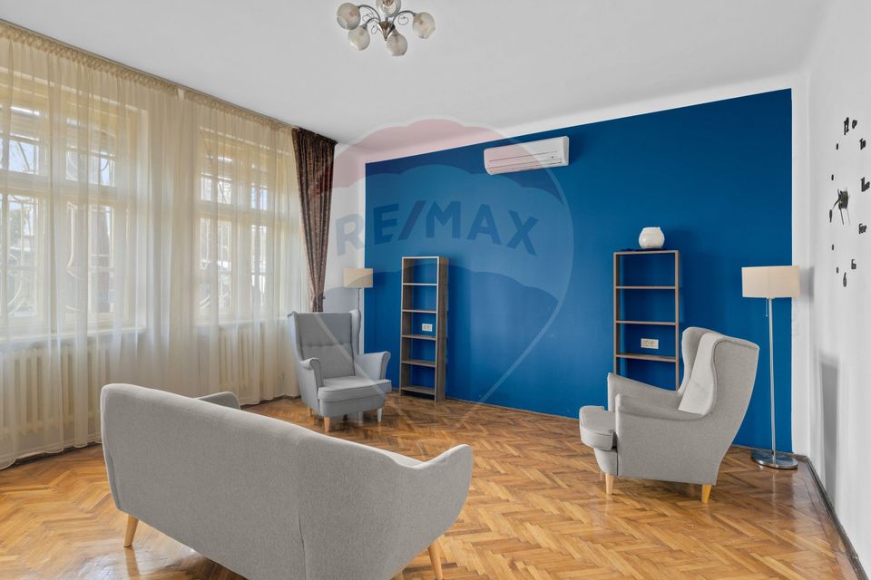 134sq.m Office Space for rent, Central area