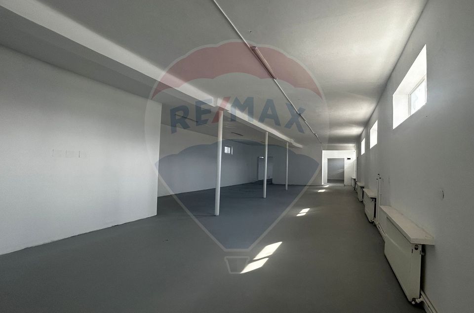 262sq.m Commercial Space for sale, Sud area