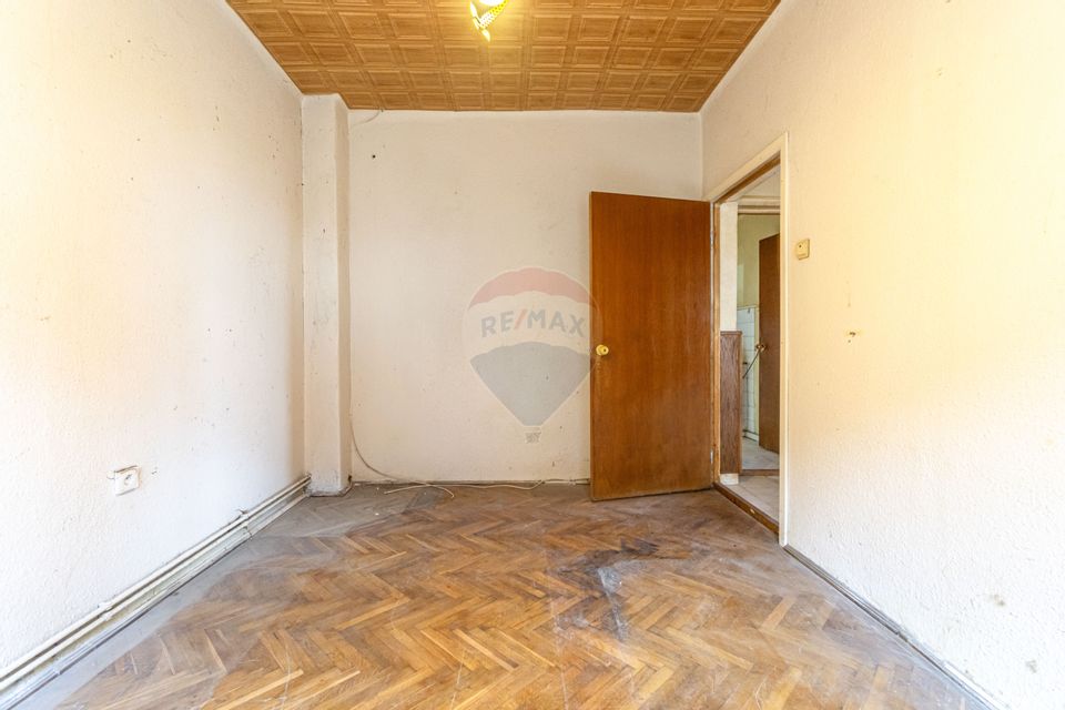 Casă individuală cu două unități locative. Zona Horia–Cloșca–Crișan