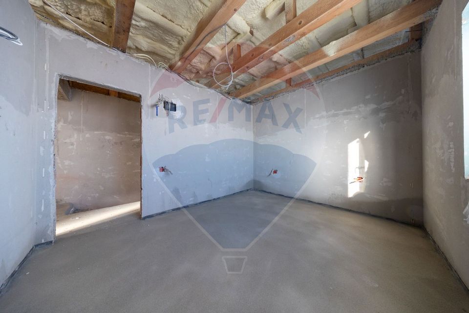 8 room House / Villa for sale