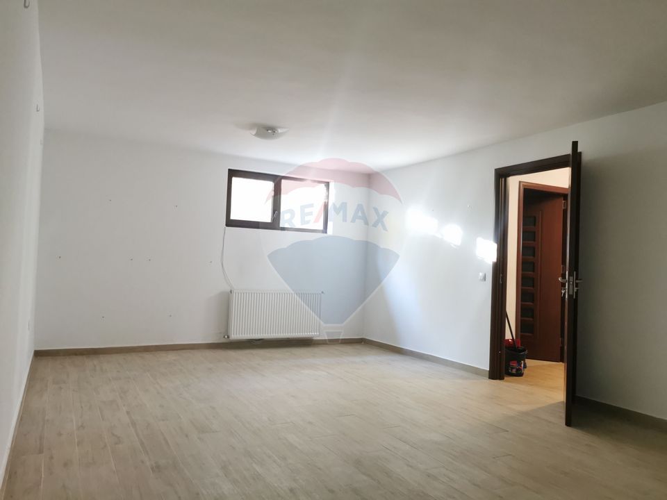 5 room House / Villa for rent, Europa area