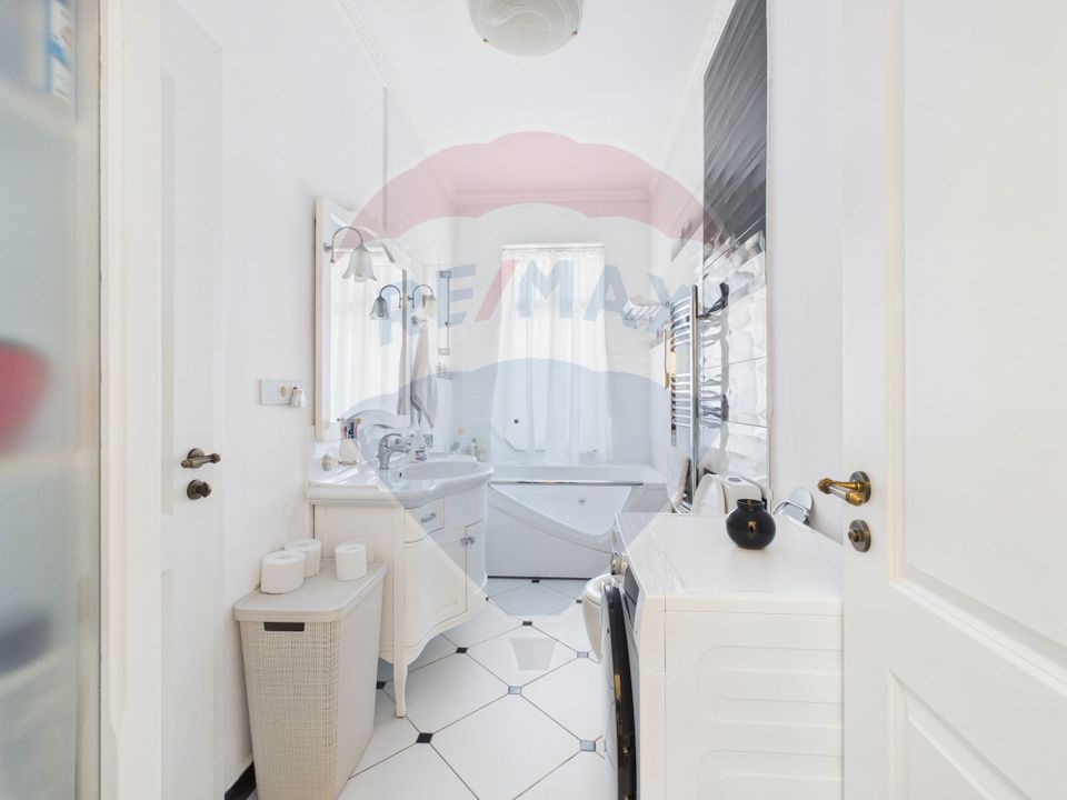 Casa / Vila cu 8 camere de vanzare în zona Cotroceni