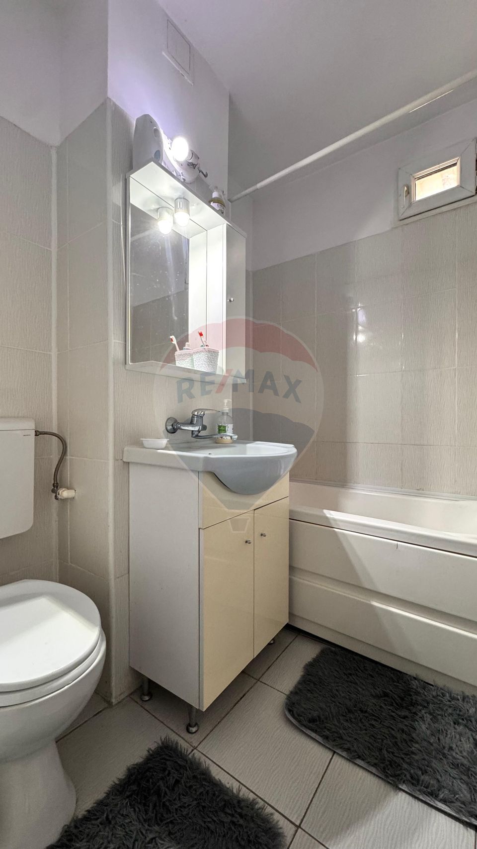 3 room Apartment for sale, Inel I area