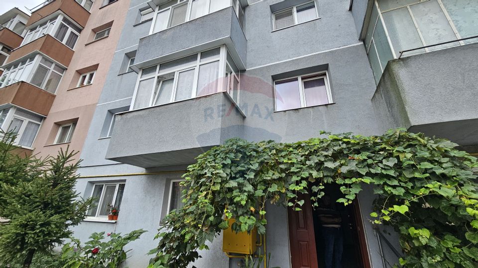 Apartament decomandat cu 2 camere în zona Burdujeni