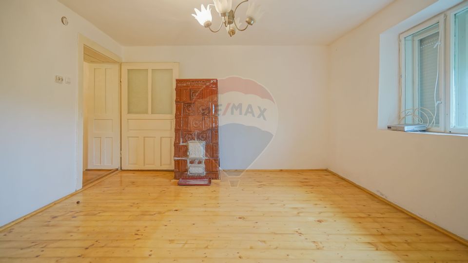 Casă cu 4 camere de vânzare in Racos, COMISION 0%!