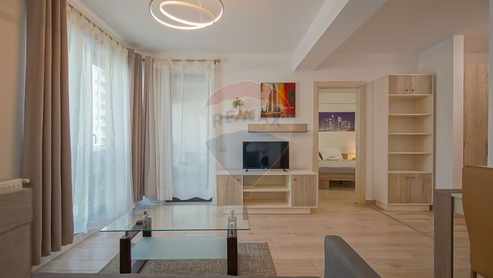 2 room Apartment for rent, Tractorul area