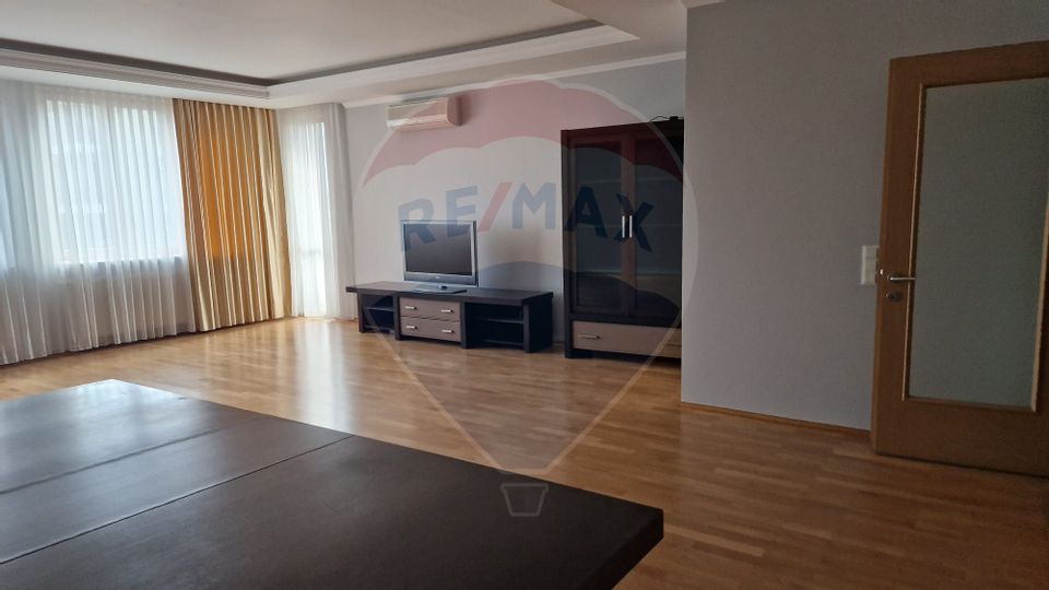 4 room Apartment for rent, Clucerului area