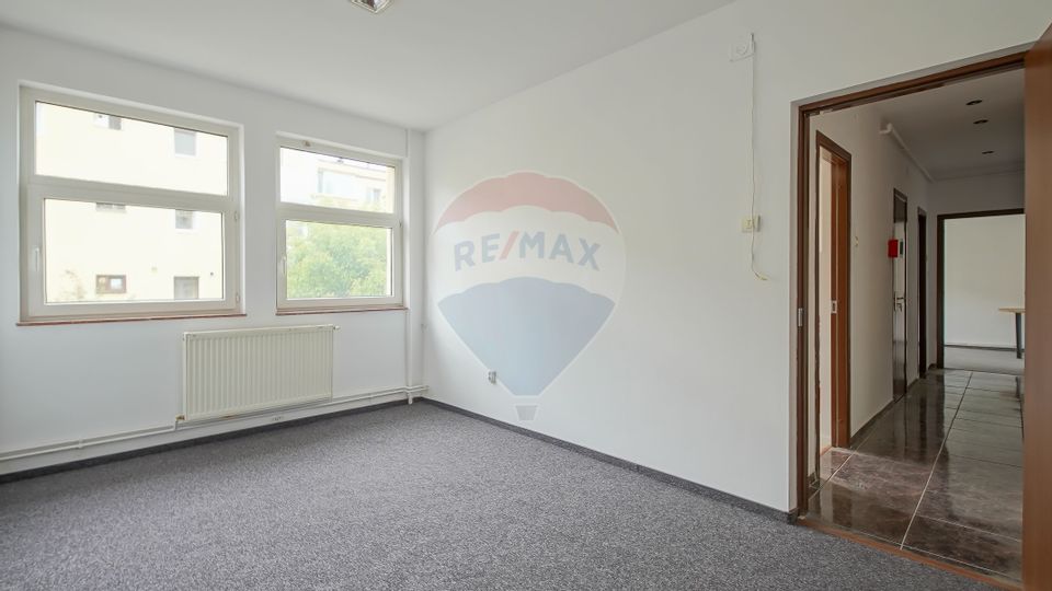 122sq.m Office Space for sale, Astra area