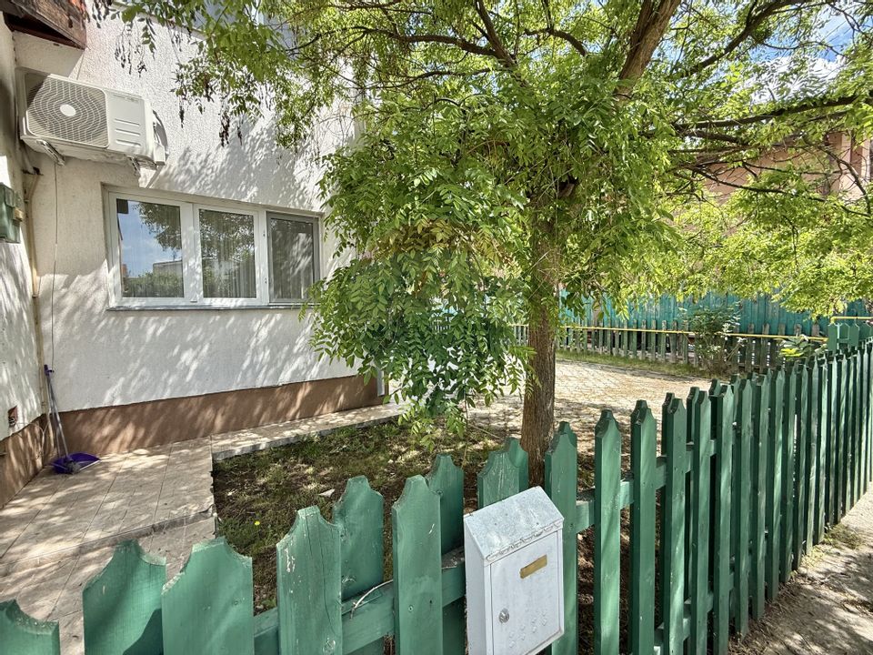 De vanzare | Casa 3 dormitoare nemobilata | Azur