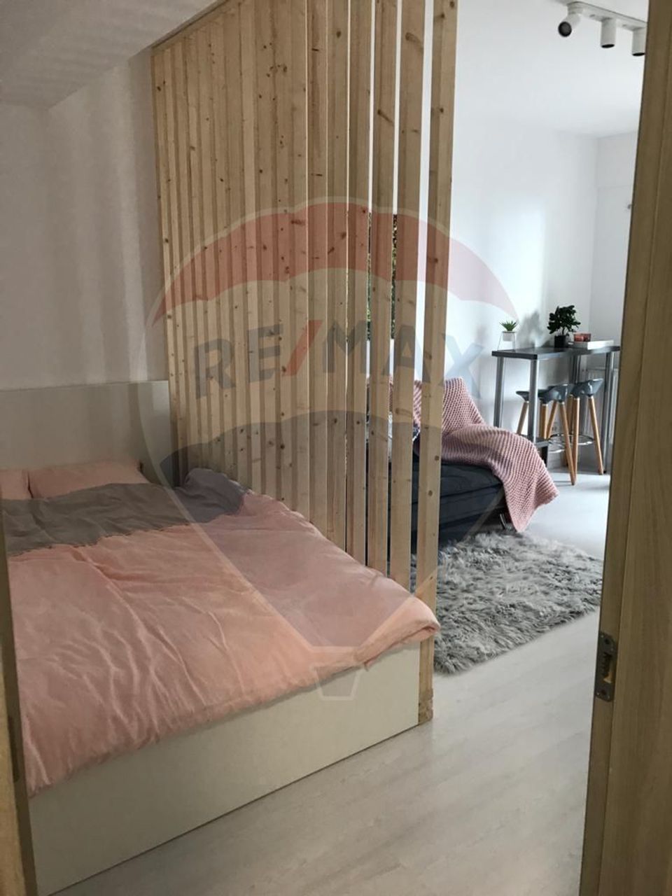 Apartament 2 camere, tip studio de vanzare, 5 minute metrou Berceni