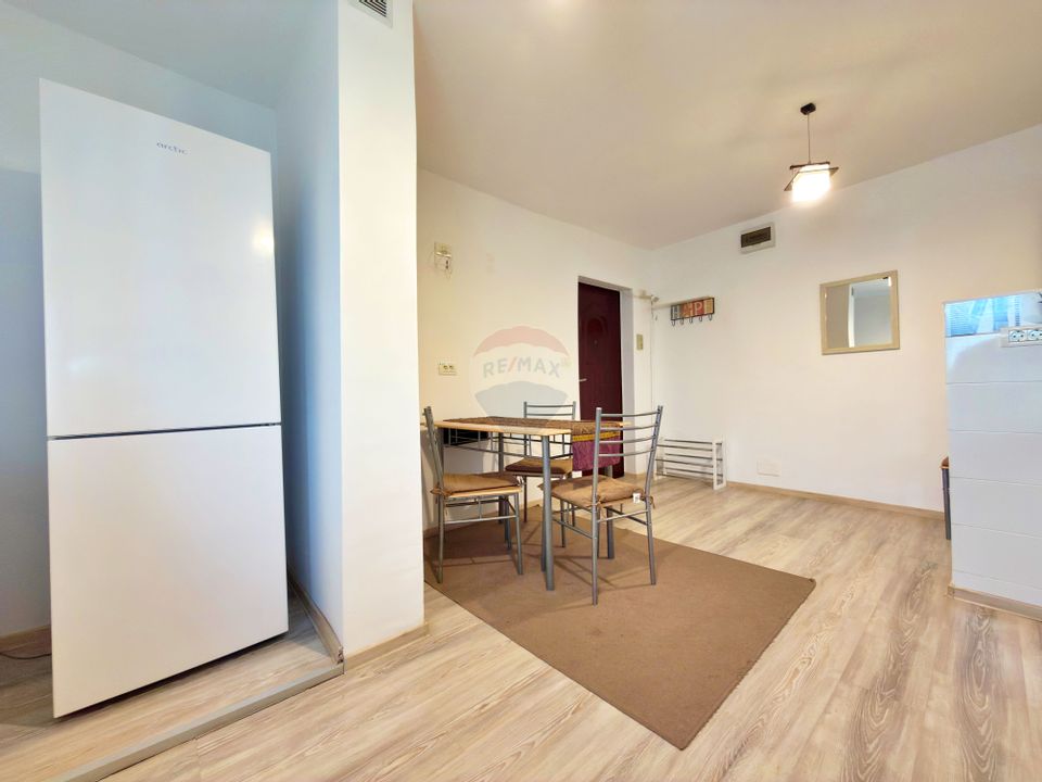 Apartament cu 2 camere de vânzare în Micalaca / Arad