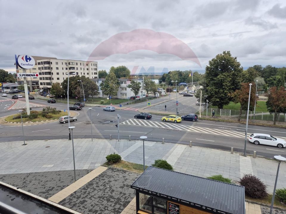 Spațiu de birouri de 91mp de închiriat, Supernova-fostul Cora