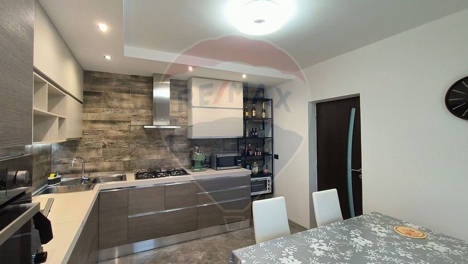 4 room House / Villa for sale, Sud area