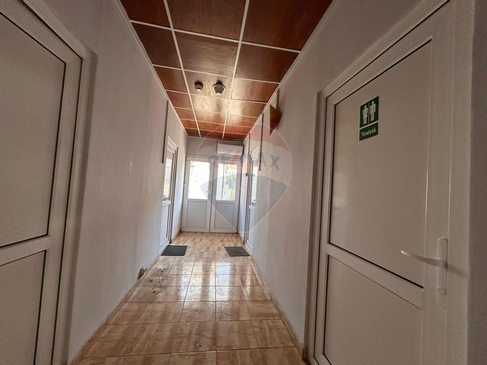 1,000sq.m Commercial Space for sale