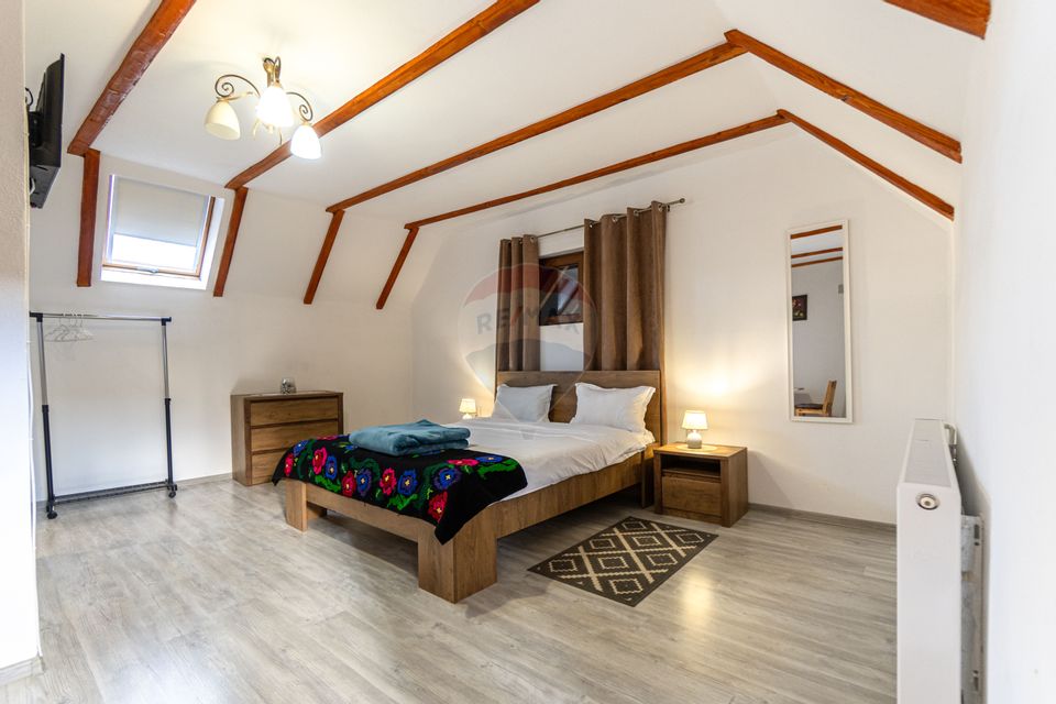 Casă / Vilă cu 7 camere de vânzare