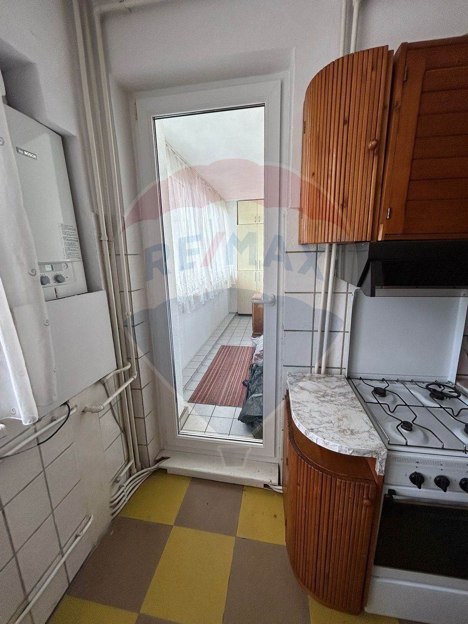 Apartament cu 3 camere de închiriat - CATEDRALĂ