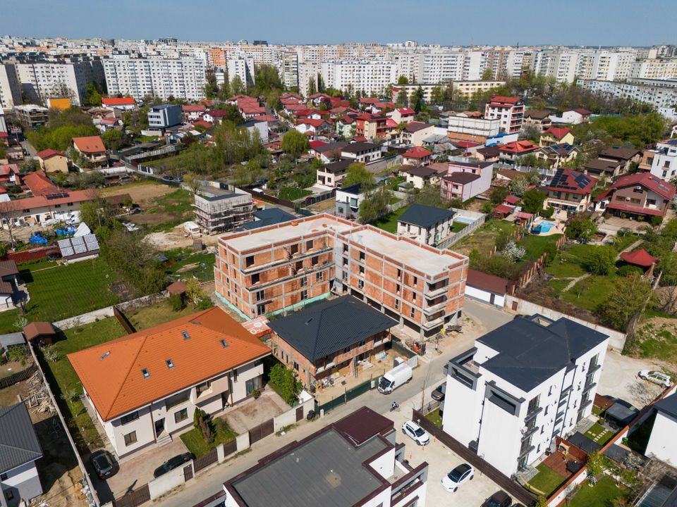 Vanzare 2 camere bloc boutique Malul Spart - Vedere liberă