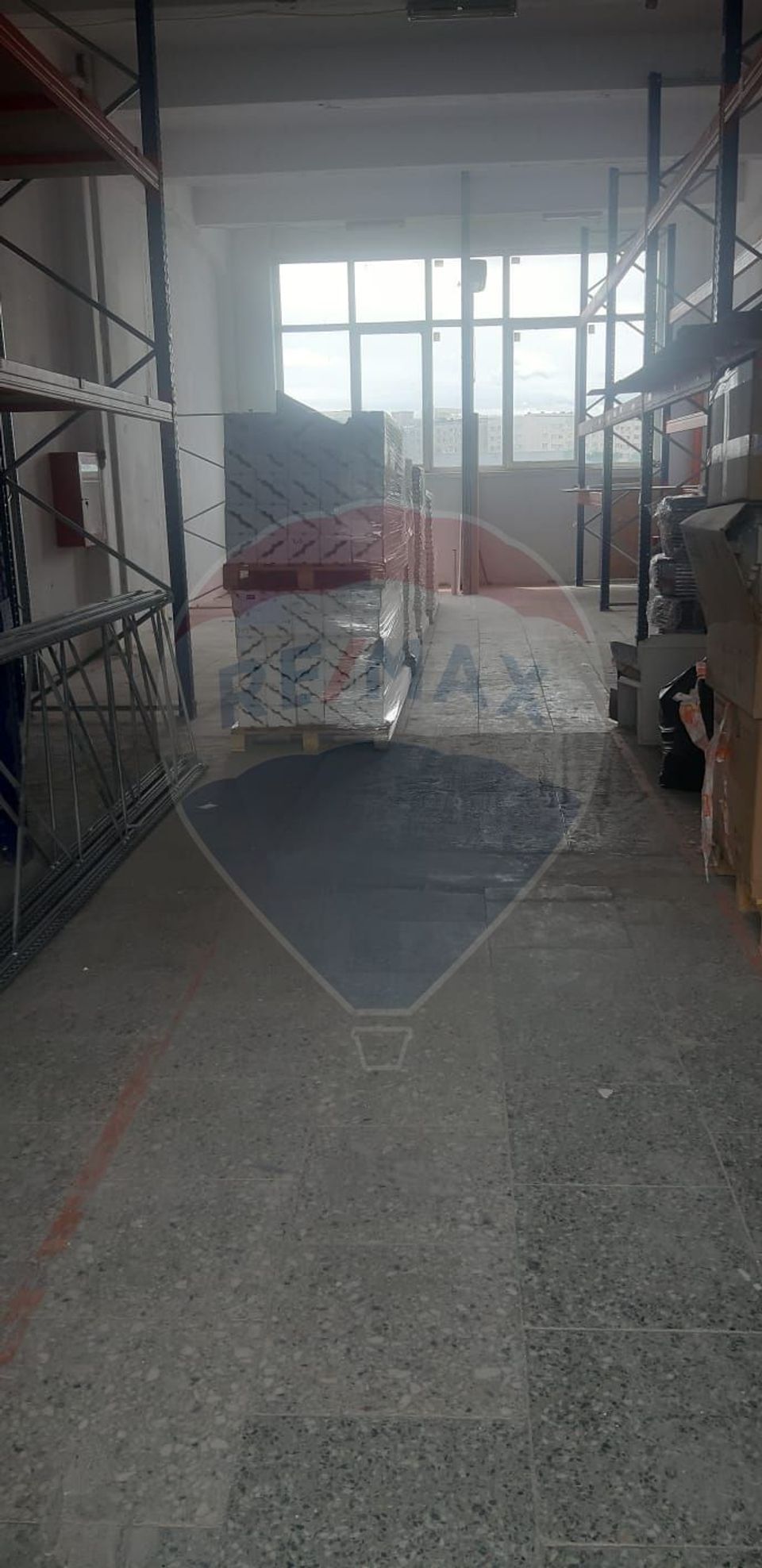 Spații industriale 200-432 mp . Baicului etaj lift marfa