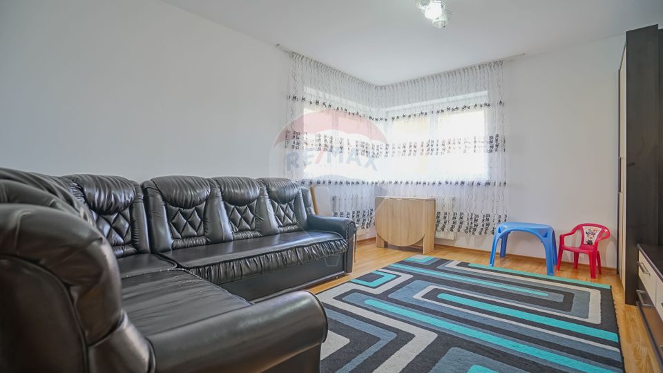 REZERVAT! Apartament 2 camere, decomandat!