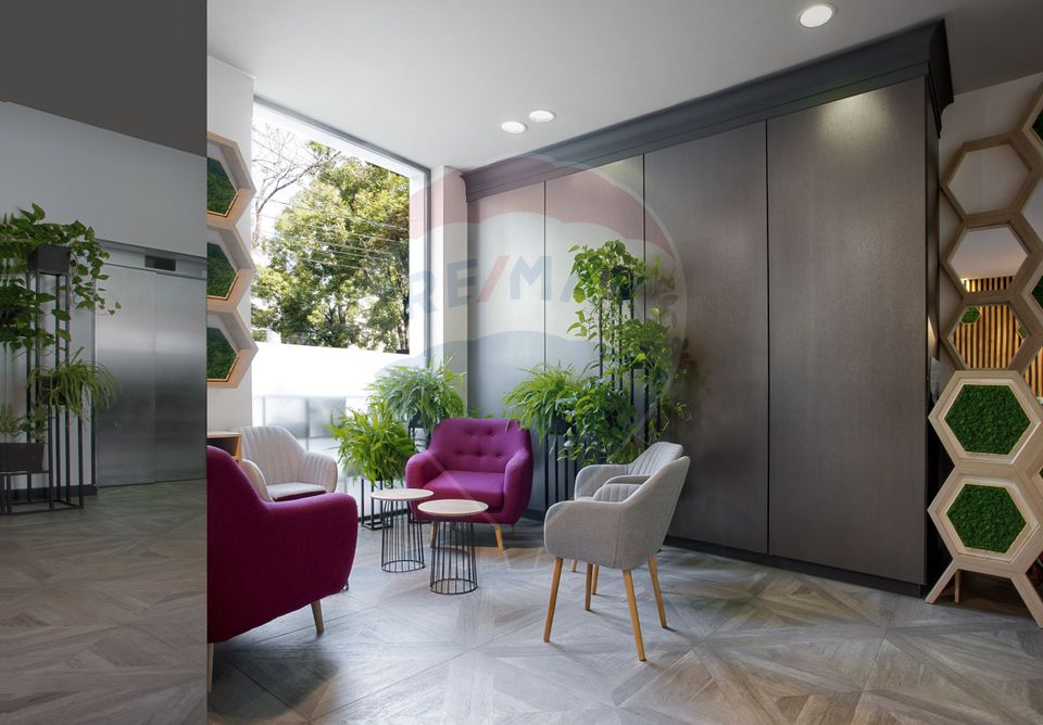 500sq.m Office Space for rent, Ultracentral area