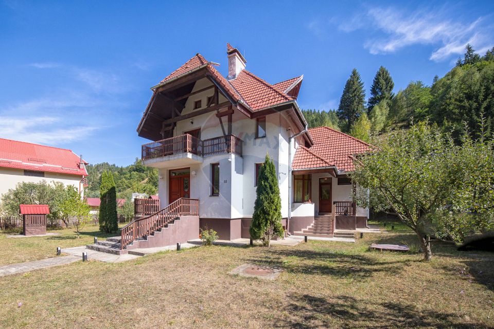 Vilă Moieciu, 375 mp util + teren 2.992 mp, View - Comision 0