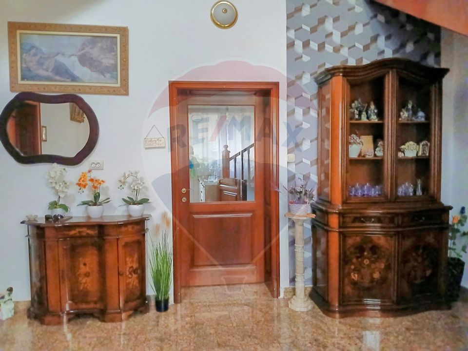 7 room House / Villa for sale, Functionarilor area