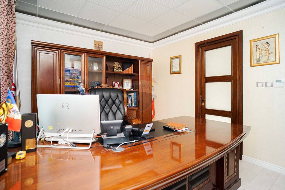 Spațiu de birouri de 360mp de vânzare în zona Galata