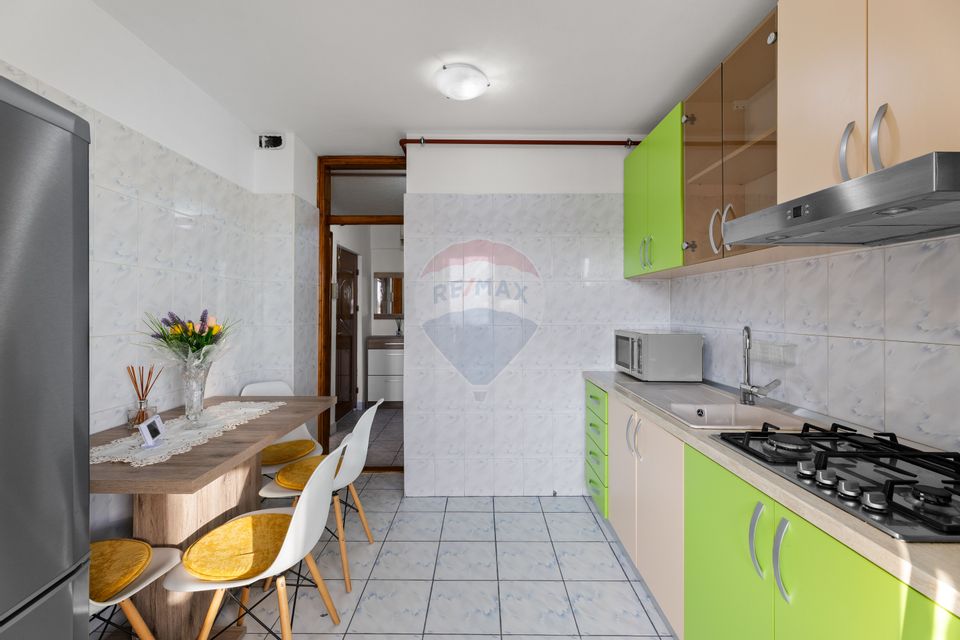 Apartament 3 camere  zona Alfa – etaj 1, două băi și două balcoane