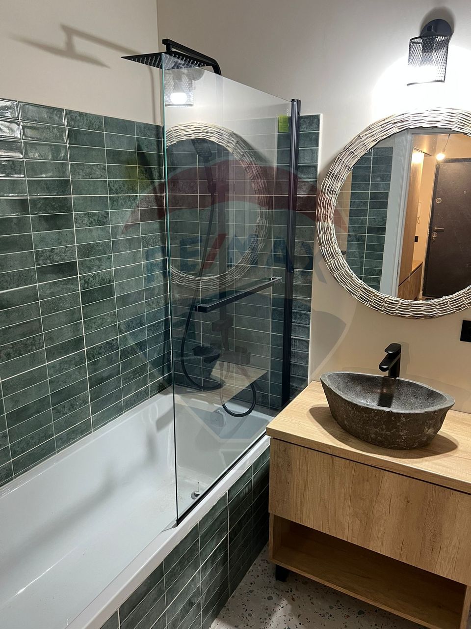 Apartament 3 camere de inchiriat