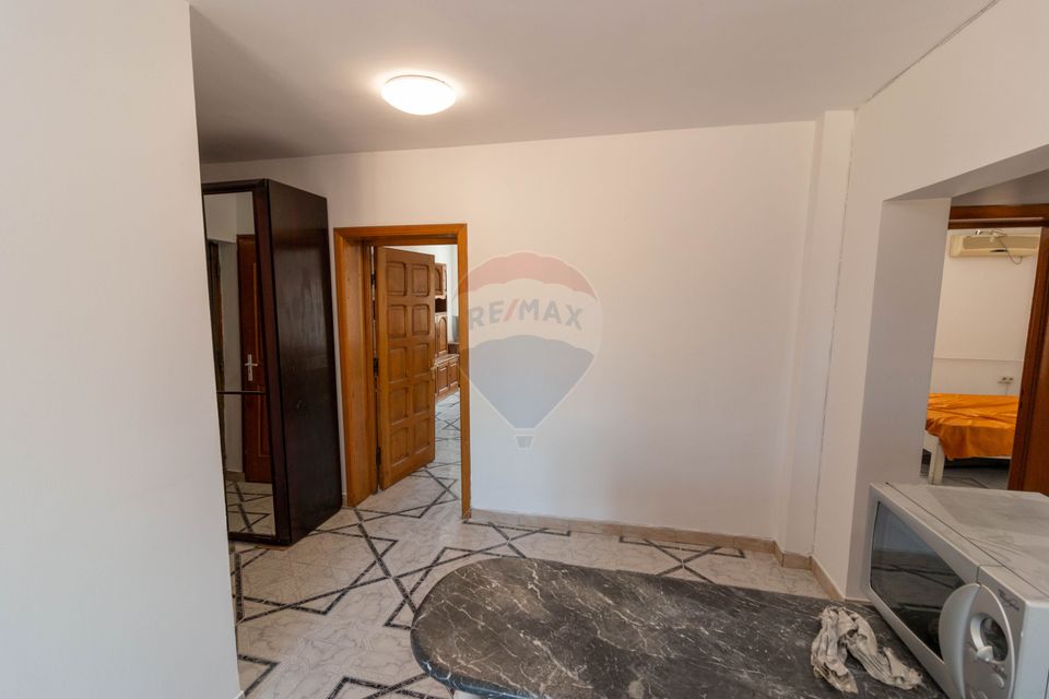 Apartament cu 3 camere de inchiriat in zona Unirii, Corneliu Coposu 7