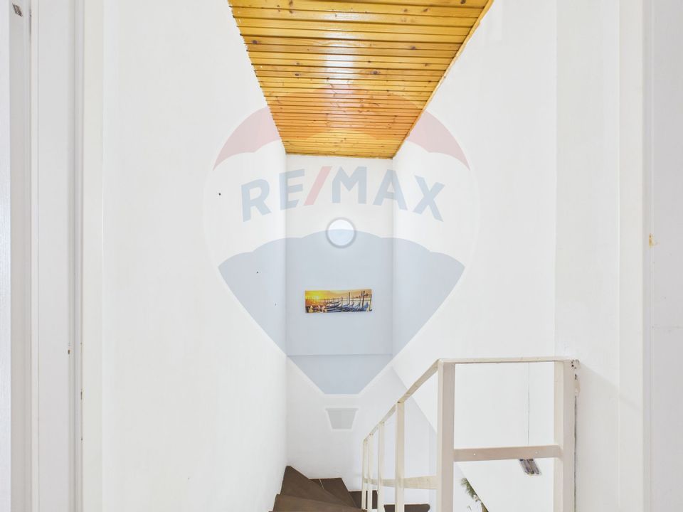 Casă / Vilă cocheta cu 3 camere - de vanzare - zona Basarab