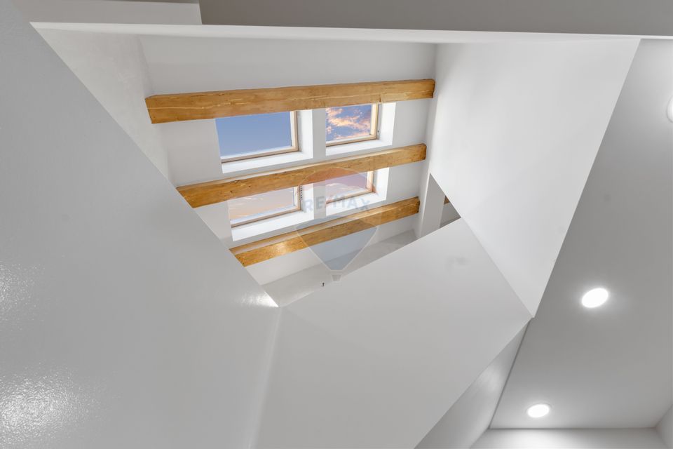 Penthouse unic pe două niveluri - saună și bucătărie exterioară