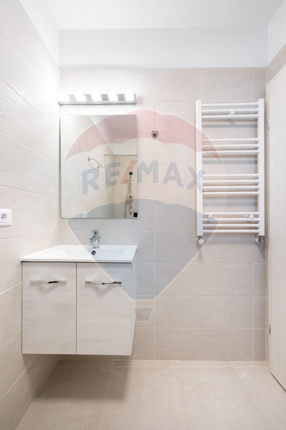 House for Sale in Sabareni fully furnished and equipped