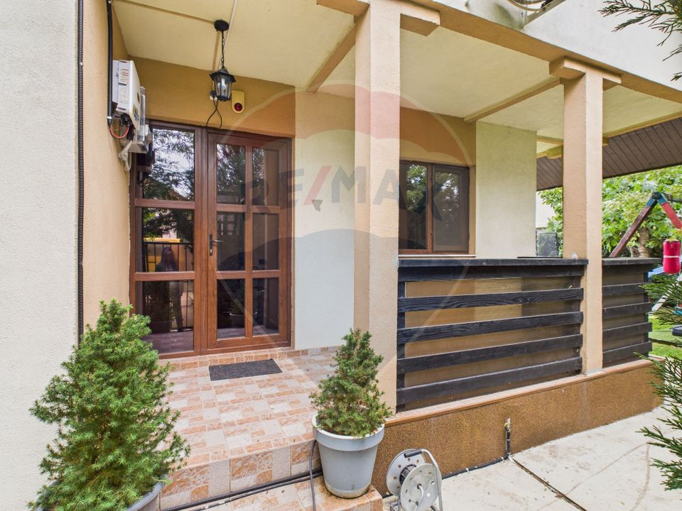 5 room House / Villa for sale