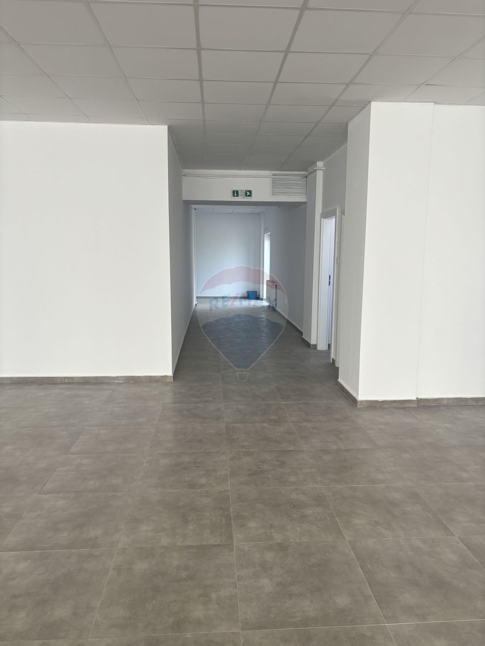 206sq.m Commercial Space for rent, Sisesti area