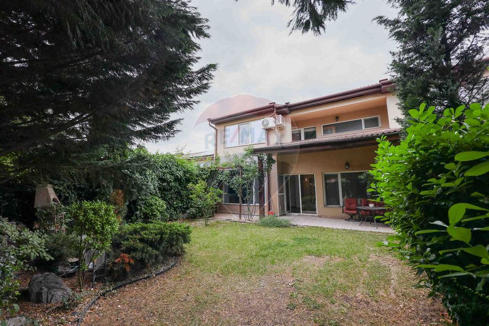 4 room House / Villa for sale, Dealuri Oradea area