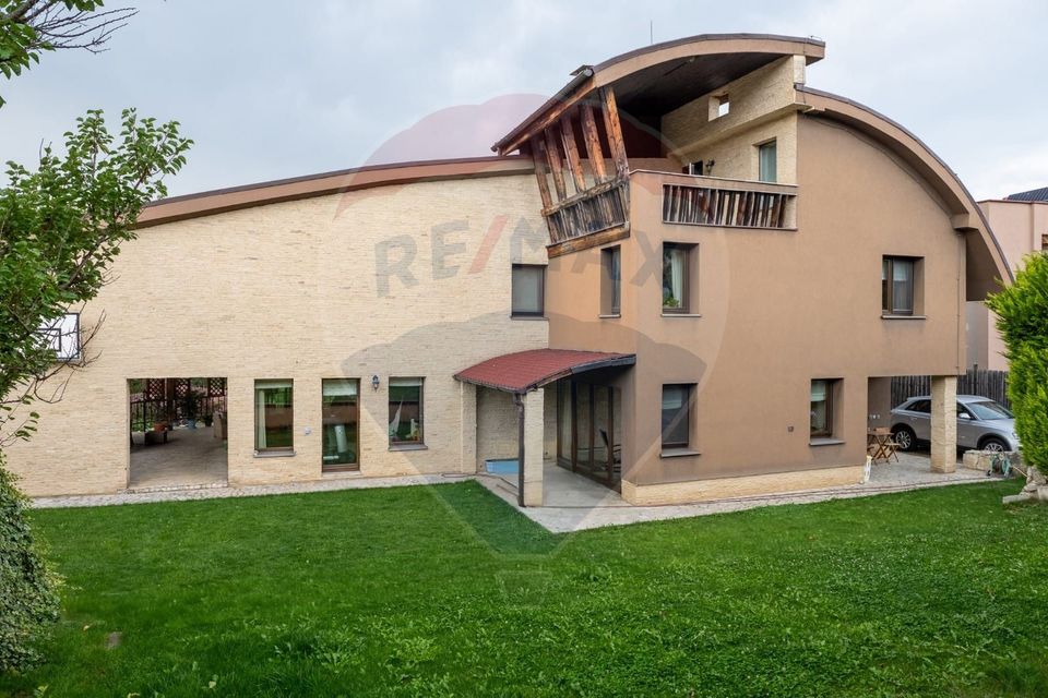 7 room House / Villa for sale, Faget area