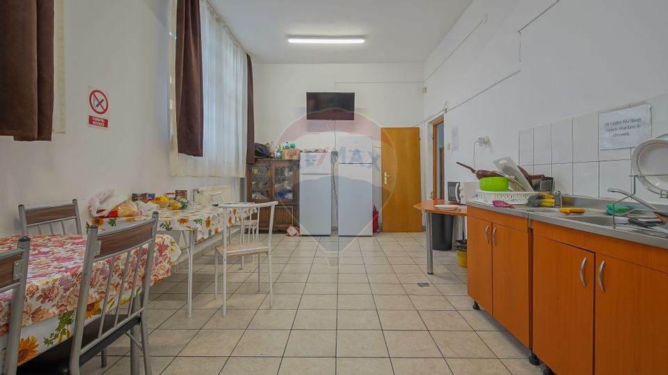 211sq.m Office Space for rent, Bartolomeu area